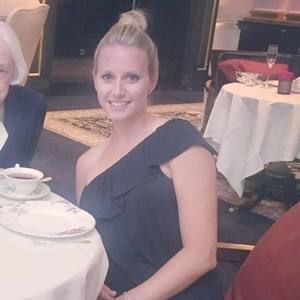 Meet your Posher, Christine